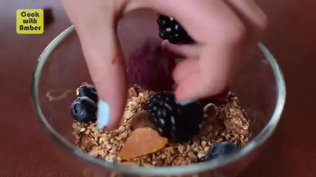 Video thumbnail for Homemade Chicken Nuggets   Jamie   Amber(720P HD)