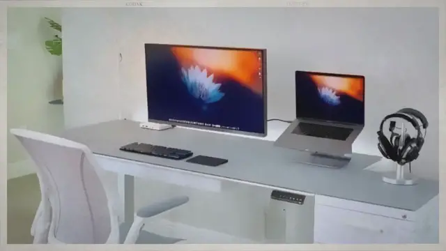 Video thumbnail for Jak korzystać z ekranu laptopa jako monitora PC z HDMI