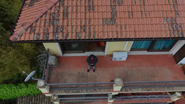 Video thumbnail for DJI Mini 5 Pro QuickShots - Rocket