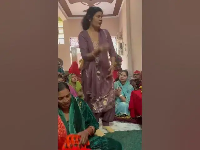 Video thumbnail for क़द का  देकह बाट जाट हरियाणे काडांस देख के भजन भूल जाओगे #dance #haryanvisong