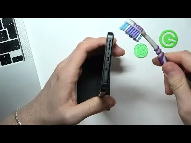 Video thumbnail for Clean USB on Motorola Thinkphone using household items / Remove dust from USB on Motorola Thinkphone