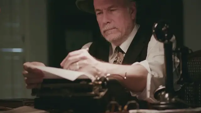 Video thumbnail for Grammar Checkers vs. Human Editors: Pros and Cons of Automated Proofreading