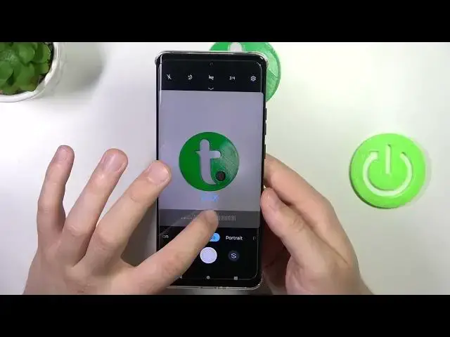 Video thumbnail for Motorola Edge 40 - Zoom Test | Maximum Camera Zoom