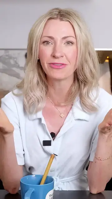 Video thumbnail for Trying to Lose Weight  A Dietitian Reacts to This Breakfast(720P HD)