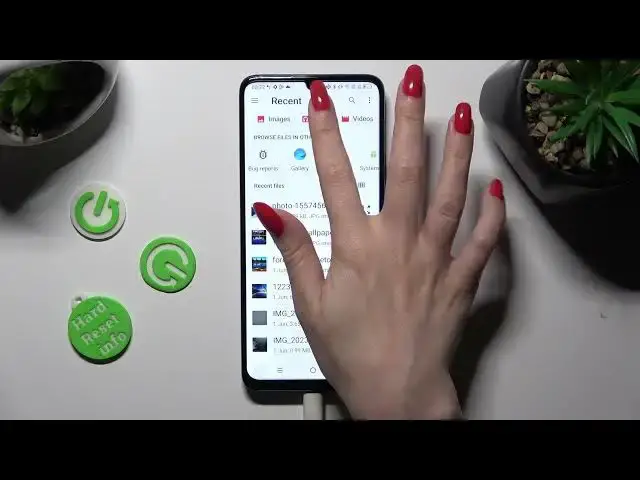 Video thumbnail for How to Add Audio Files to SMS in TCL 40 SE - Add Video to a Text Message