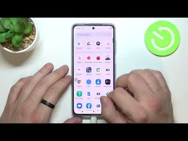 'Video thumbnail for Motorola Moto G52 - How To Remove & Restore Messages Icon From Screen'