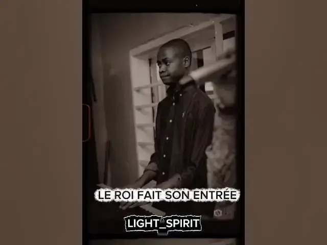 Video thumbnail for Le Roi fait son entrée 🎵🔥✍️🎹#Lightspirit