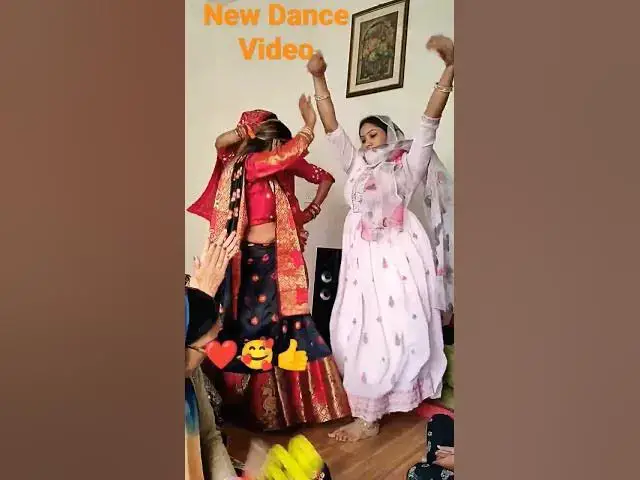 Video thumbnail for #happy_lokgeet #shorts # #trending #newdance #newdancevideo #jakdi #jakdigeet #dholak #dholak_geet