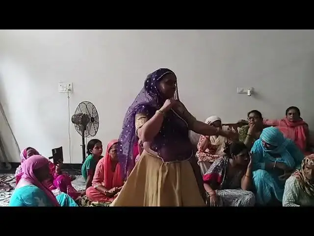 Video thumbnail for बहुत सुंदर भजन और सराहनीय डांस #hariyanvilokgeet #funny #डांस