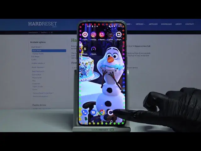 'Video thumbnail for How to Download Edge Lightning App on OnePlus 8T– Apply Edge Lightning'