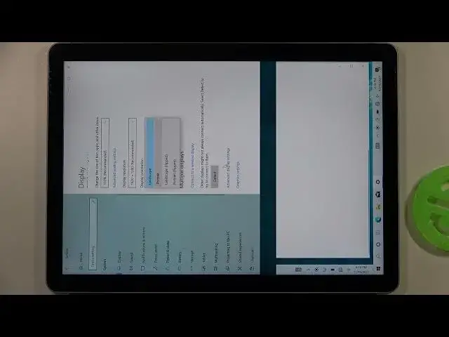 Video thumbnail for How to Change Display Orientation on MICROSOFT Surface Go 2 – Adjust Display Settings