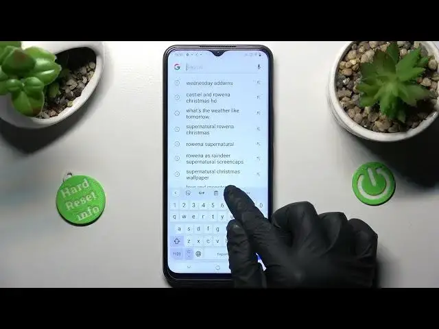 'Video thumbnail for How to Turn On / Turn Off Automatic Text Correction on the VIVO Y35'