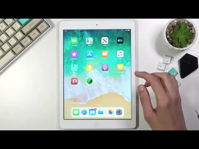 Video thumbnail for How to Insert SIM Card into IPAD AIR – Nano SIM Installation