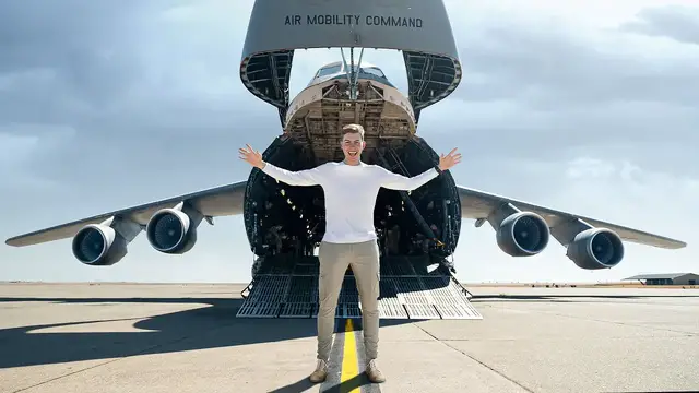 Video thumbnail for Inside the C-5 Super Galaxy