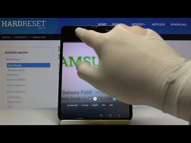 Video thumbnail for How to Turn On Camera Grid Lines in SAMSUNG Galaxy Fold – Camera Helper Lines