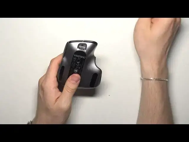 Video thumbnail for How To Charge Logitech MX Master 3 for Mac