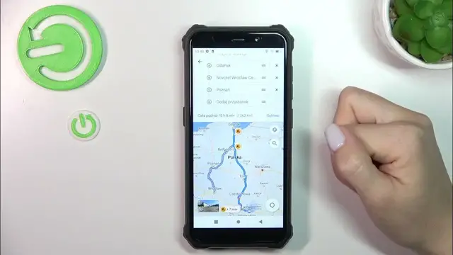 Video thumbnail for Jak zaplanować podróż z przystankami w aplikacji Google Mapy? | Google Maps