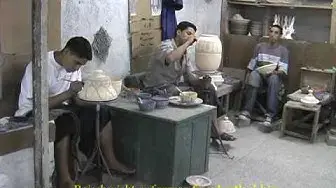 Video thumbnail for Keramikfabrik bei Fès | Königsstädte in Marokko