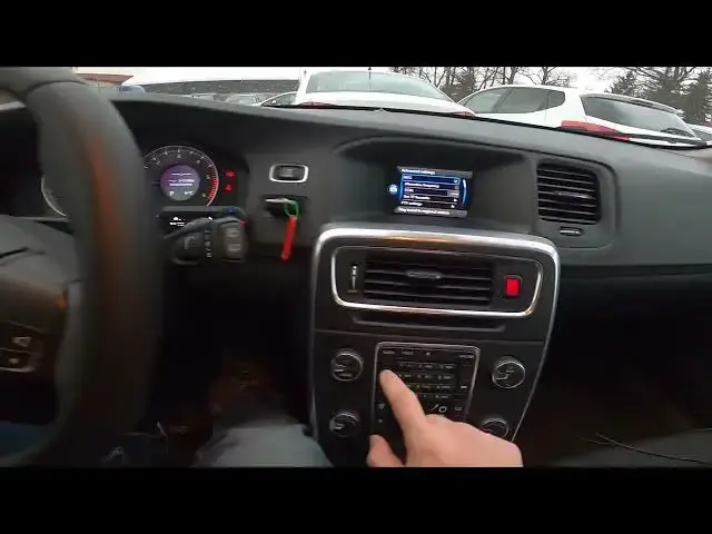'Video thumbnail for How to Enable or Disable AF for Car Radio in Volvo V60 I ( 2010 – 2018 )'