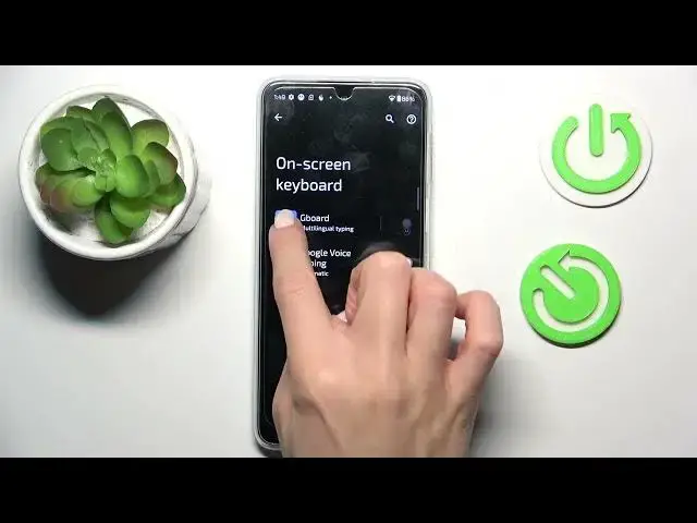 'Video thumbnail for How to Turn On & Turn Off the Emoji Suggestions on MOTOROLA Moto G54 Power'