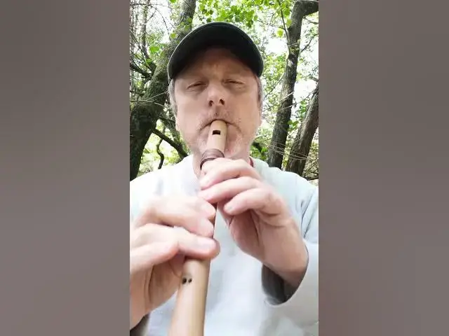 Video thumbnail for Horse’s Bransle on Descant Recorder