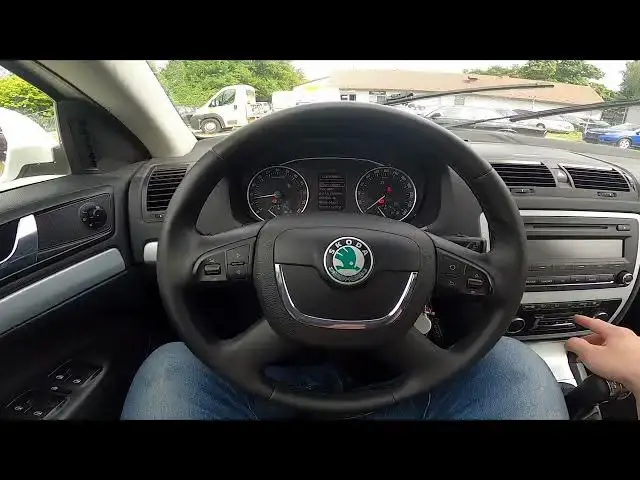 Video thumbnail for How to Enable or Disable Rain Closing Function in Skoda Octavia II ( 2004 - 2013 )