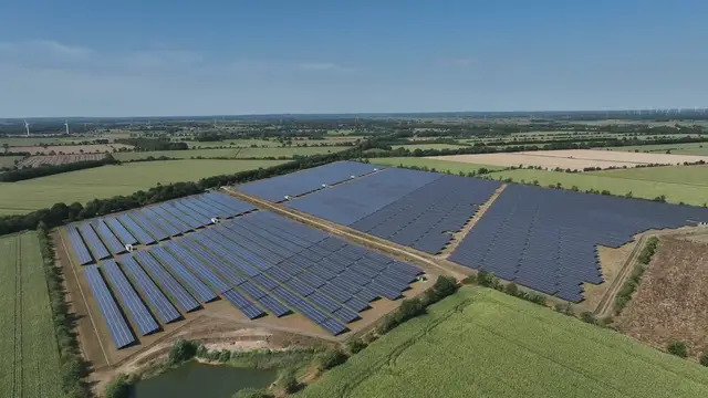 'Video thumbnail for Paneles solares: Tipos y funcionamiento'