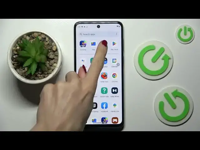 'Video thumbnail for How to Make the Battery Percentage Visible at the Status Bar on the MOTOROLA Moto G53'