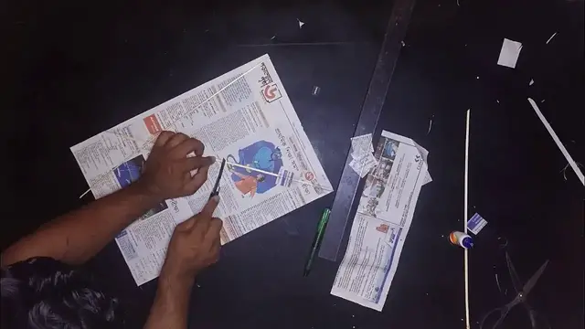 Video thumbnail for Easy to make kite at home with newspaper