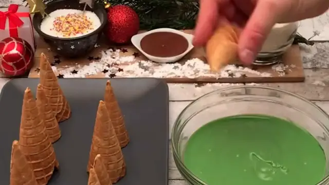 Video thumbnail for Brownie Forest Cake