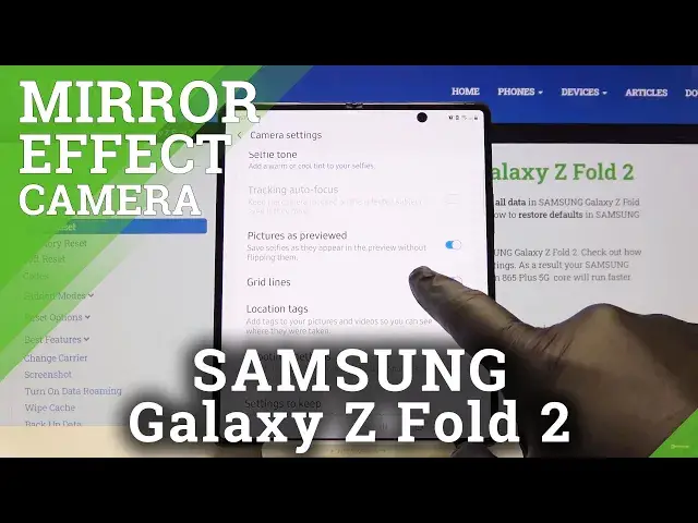 Video thumbnail for SAMSUNG Galaxy Z Fold 2 Camera Settings & Mirror Effect