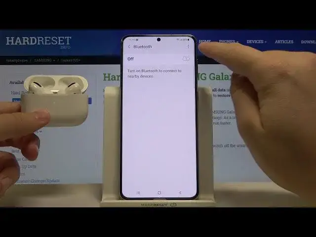 'Video thumbnail for How to Connect AirPods Pro to SAMSUNG Galaxy S21+ – Pair Device with AirPods Pro'