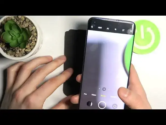 'Video thumbnail for How to Taka Multiple Photos within Seconds in Xiaomi Mi 10 Pro - Use Burst Shot'