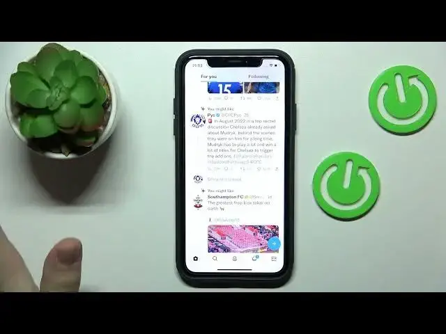 Video thumbnail for How to Read Comments on Twitter - Check the Replies to a Tweet