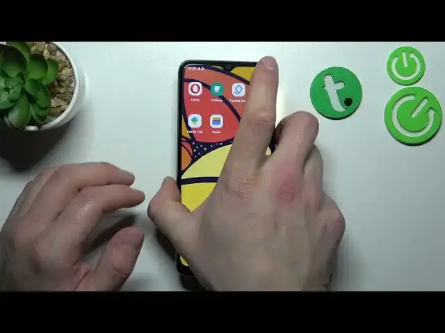 'Video thumbnail for How to Turn Off Flashlight on Motorola Moto E13?'