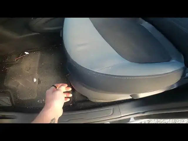 Video thumbnail for How to Change Seat Position in Citroen C4 Picasso II ( 2013 – 2018 ) - Adjust Seat Position