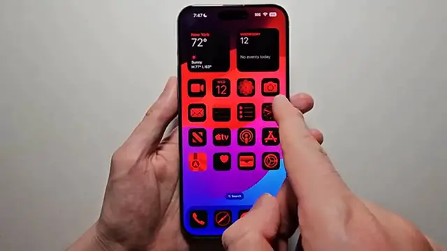 Video thumbnail for iOS 18 How to Change App Icons Color - iPhone