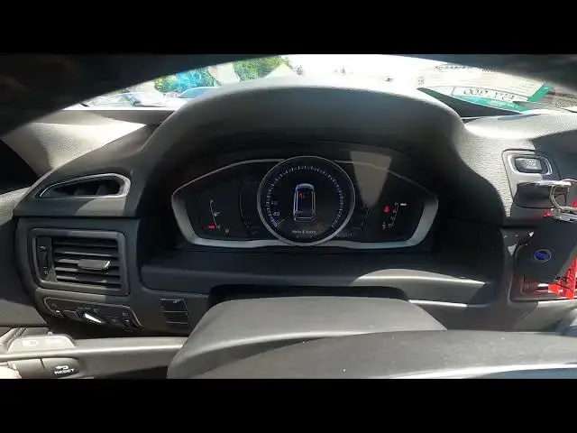 Video thumbnail for How to Check Notifications on Instrument Cluster in Volvo V70 III ( 2007 - 2016 )