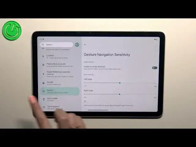 Video thumbnail for How to Set the Gestures Navigation Type on GOOGLE Pixel Tablet - System Navigation