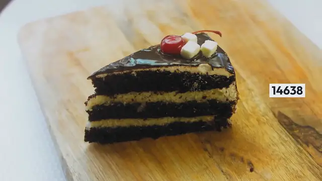Video thumbnail for Mounds Poke Cake