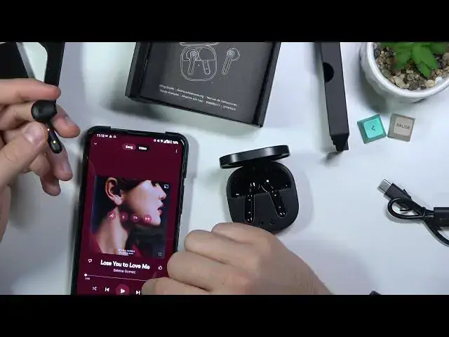 Video thumbnail for SoundPeats TrueAir 2 Unboxing - What's in the box?