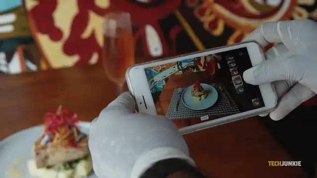 'Video thumbnail for How to Make Text Appear or Disappear in Instagram Stories'
