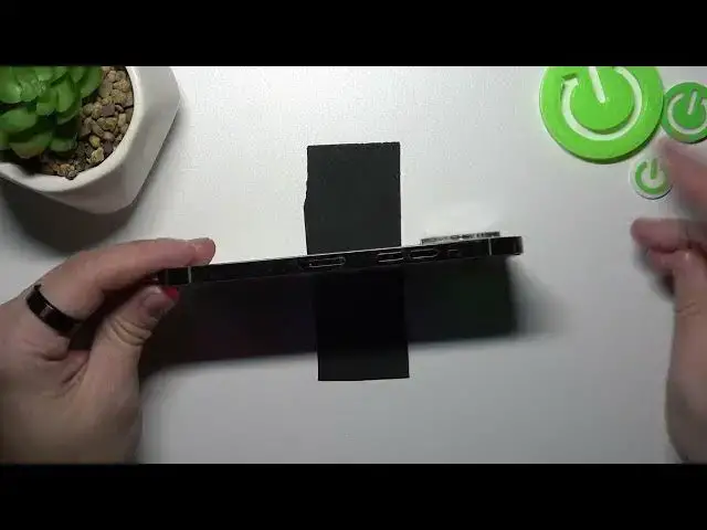 'Video thumbnail for Does iPhone 14 Pro Max Have SD Card Slot?'