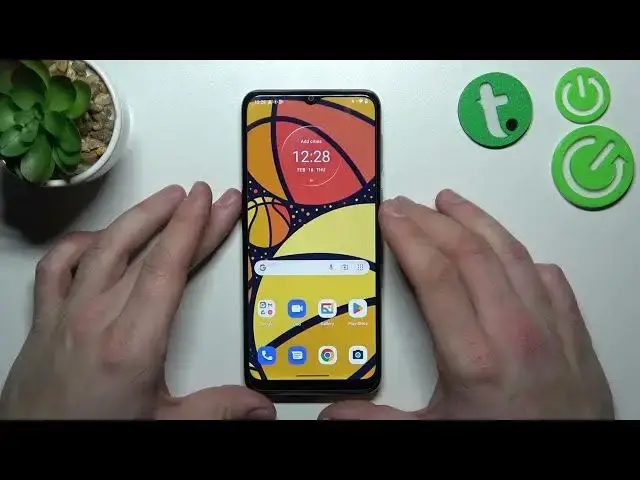 'Video thumbnail for Does MOTOROLA Moto E13 Have Headphones Jack?'