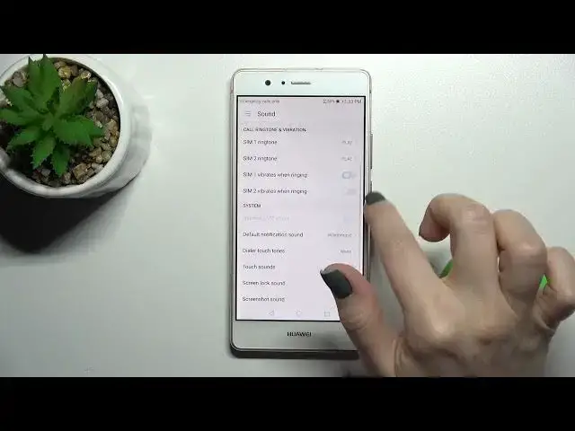 'Video thumbnail for Enter Vibration Settings - HUAWEI P9 Lite and Vibration Customizations'