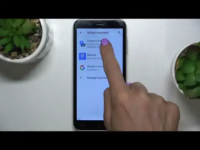 Video thumbnail for How to Set Up Keyboard Language on EMPORIA Smart 4 – Change Keyboard Language