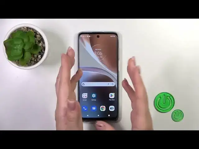 'Video thumbnail for MOTOROLA Moto G32 - Face Unlock Test - Face Recognition'