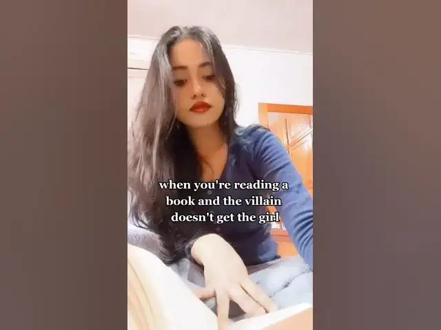 'Video thumbnail for huh?? #booktubetbr #bookshorts #shorts #booktube #booktuber #booktok #enemiestolovers #books'
