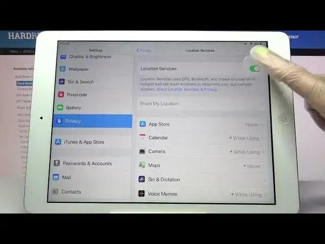 Video thumbnail for How to Activate Location on IPAD AIR - Location Settings