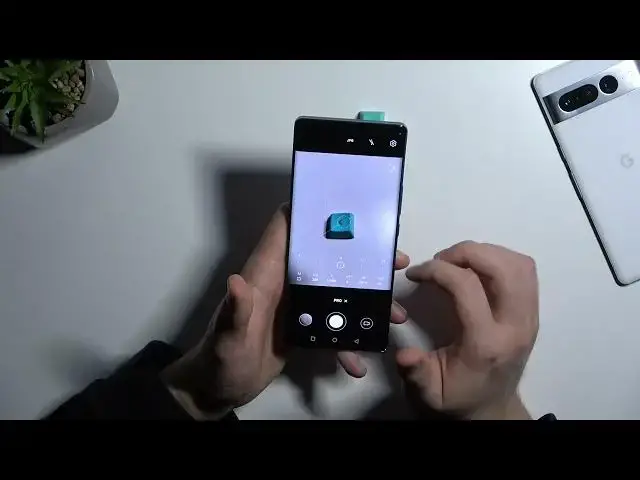 Video thumbnail for How to Use Camera Pro Mode in Honor 70 – Advanced Camera Mode